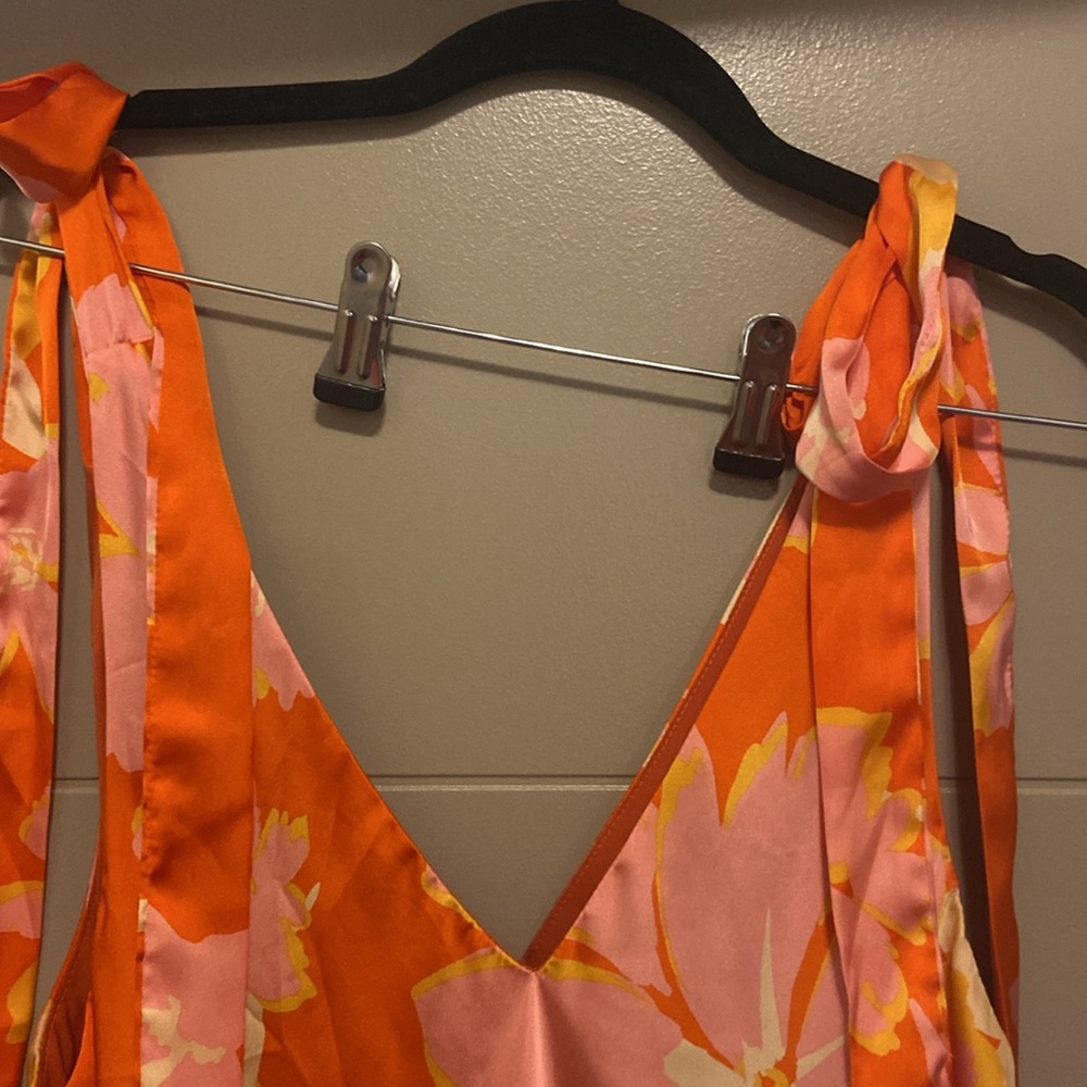 Floral Dress - Picture 5 of 7